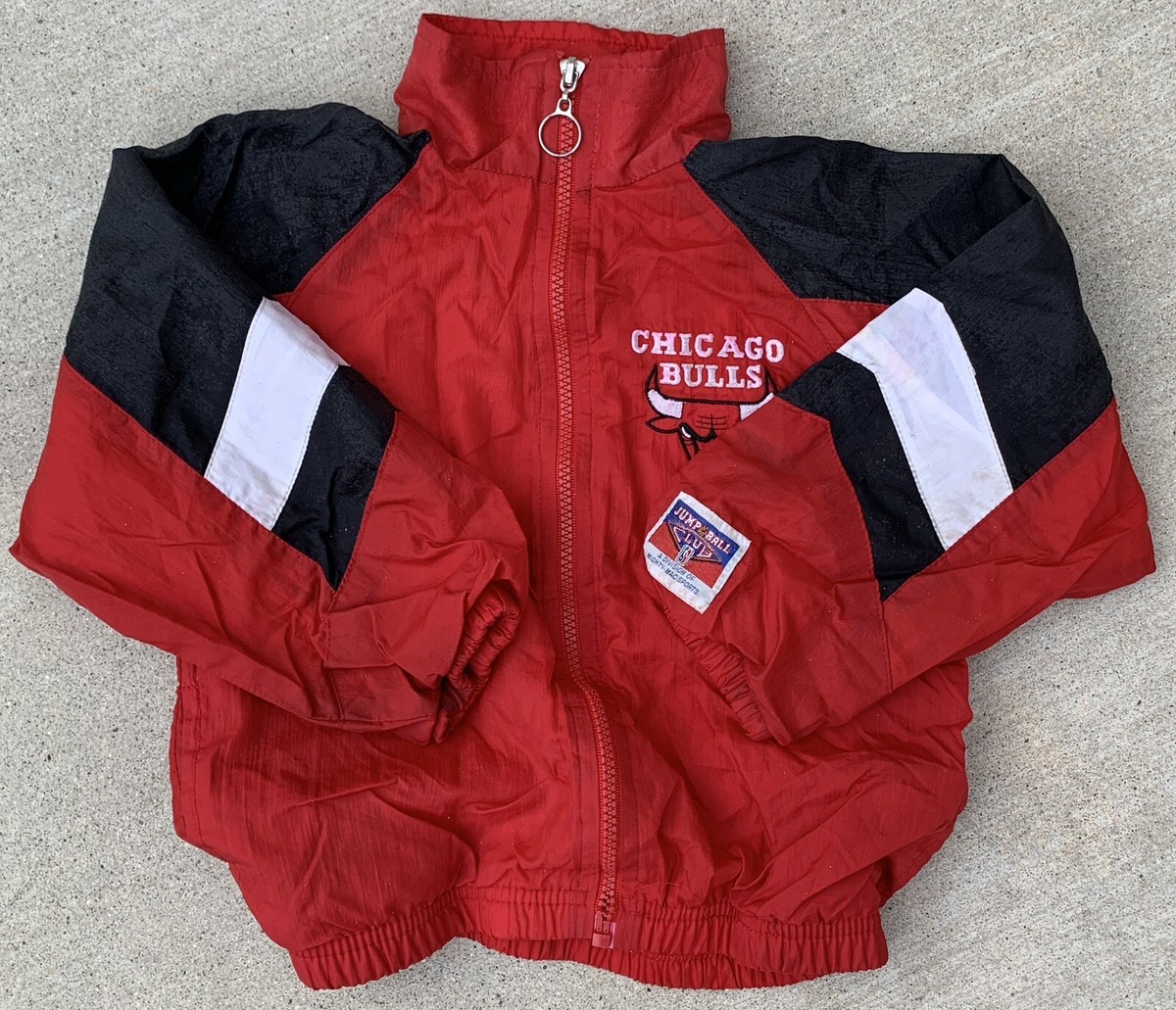 CHICAGO BULLS 古着ジャケット jump ball club Vintage Chicago Bulls Jacket Boys 14 Red Jump Ball Club 90s