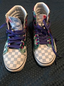 ladies vans size 5.5