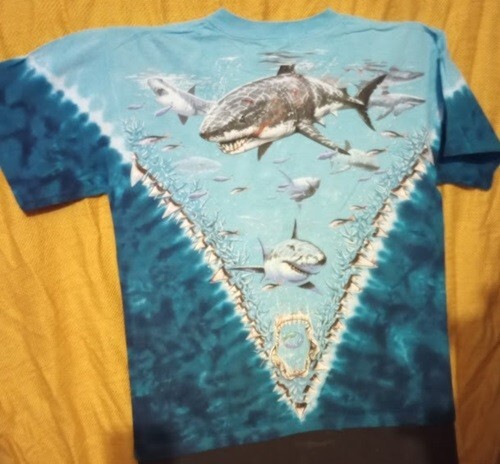 Great White Shark Jaws NEW t-shirt M adult Liquid Blue vintage grey logo label - Picture 2 of 5