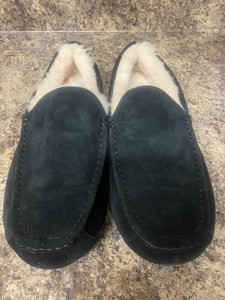 mens ugg slippers size 12