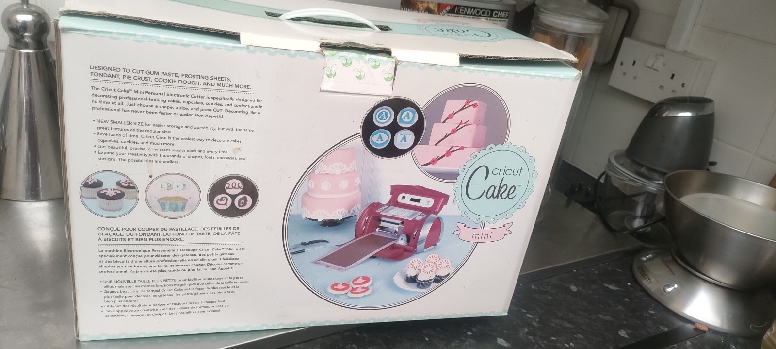 Cricut  Mini Cake Decorations Cutting Machine - New