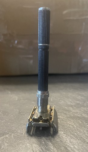 Vintage Gillette Adjustable Double Edge Safety Razor W/ 1-9 Adjustment Dial - Picture 11 of 11