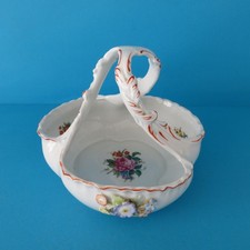 Porzellan  Korb mit gedrehten Griff Sammlerst&uuml;ck Fa. PG Made in GDR ca. 1970