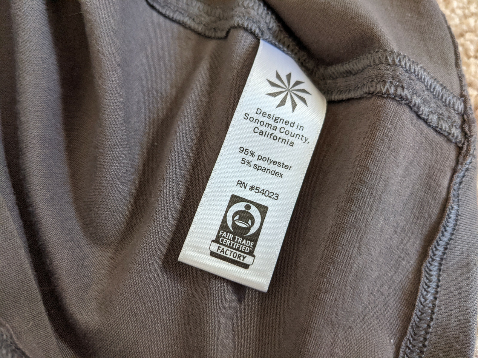 Athleta Silver Bells Gray Basic Wrinkle Free Shor… - image 6