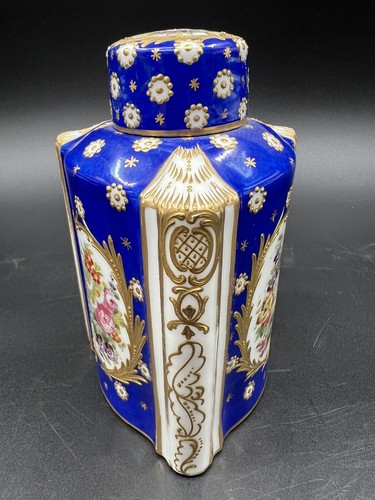 1800’s French Sevres Enamel Decorated Tea Caddy - Picture 5 of 10