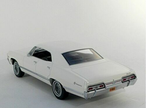 1/18 1967 Chevrolet Impala white Greenlight, very rare | eBay