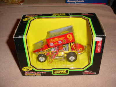 World of Outlaws Racing Champions #9 Joe Gaerte Sprint Car 1:24 (AUTOGRAPHED)