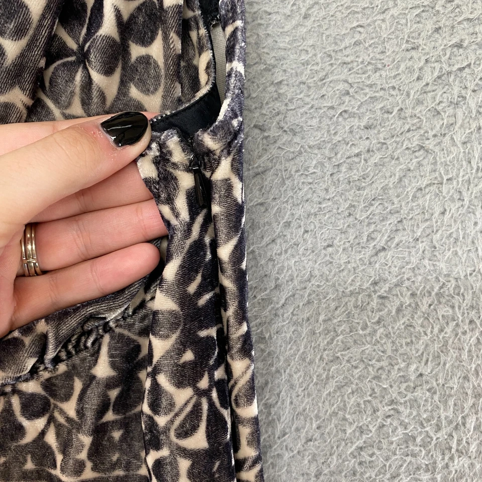 Vestido feminino Diane Von Furstenberg 2 seda veludo comprimento do joelho bege preto DVF - Imagem 4 de 4