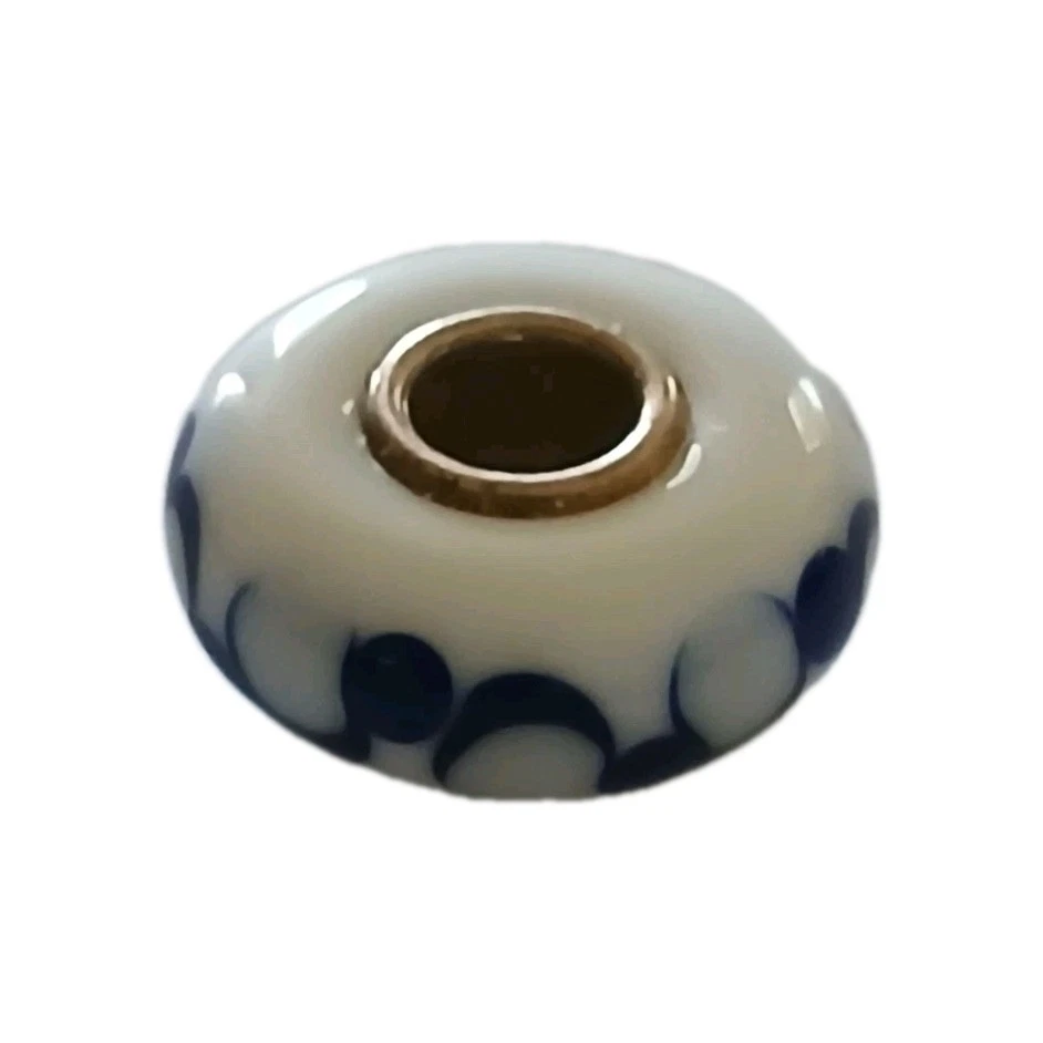 trollbead branco com design azul exclusivo  - Imagem 4 de 4