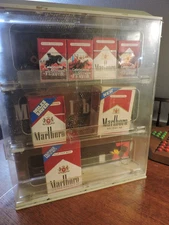 Marlboro Phillip Morris Acrylic Countertop Advertising Display Case and Extras