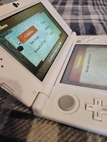 Nintendo 3DS LL White Japanese DEAD PIXELS 