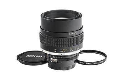 Nikon AI/S 105/1,8 Nikkor / 33170,6