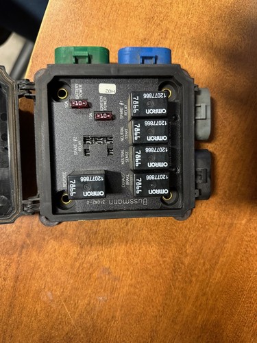 Bussmann Fuse Module 31042-0 (P2)