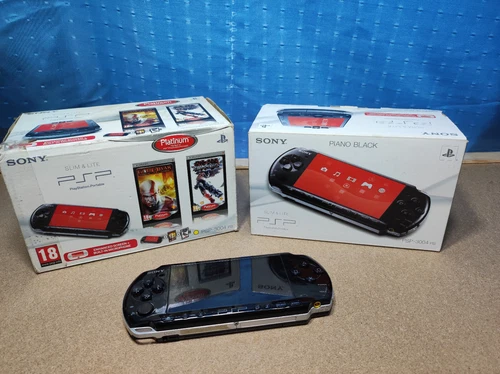 Sony PSP 3004 PB God of War + Tekken Bundle Sleeve Console RARE