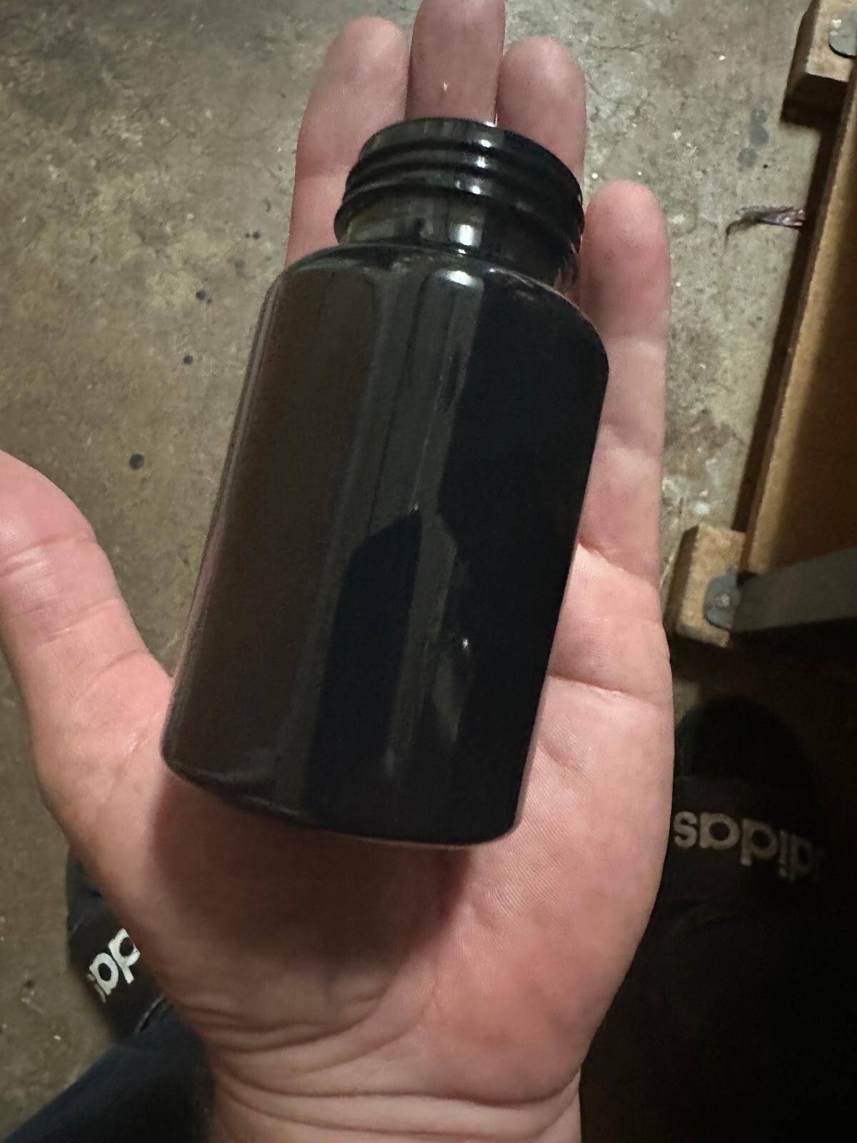 plastic  Black  bottles  with CRC cap include pressure sensitive seal.#10,000 