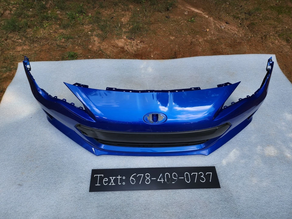 Cubierta de parachoques delantero Subaru BRZ 2013-2016 OEM 57704CA020 sin envío.  Foto 2 de 4