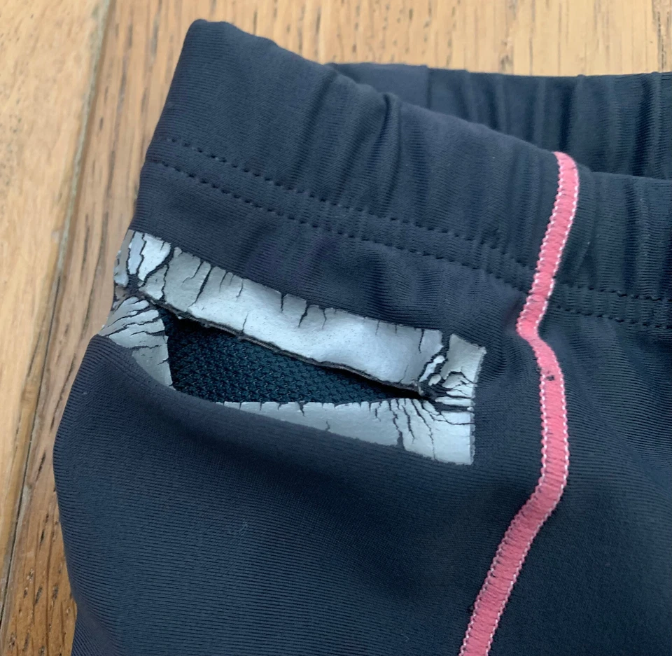 TYR 女式 XS 灰色黑色 8 英寸运动健身三轮自行车比赛短裤美国制造 — 第 4/4 张图片