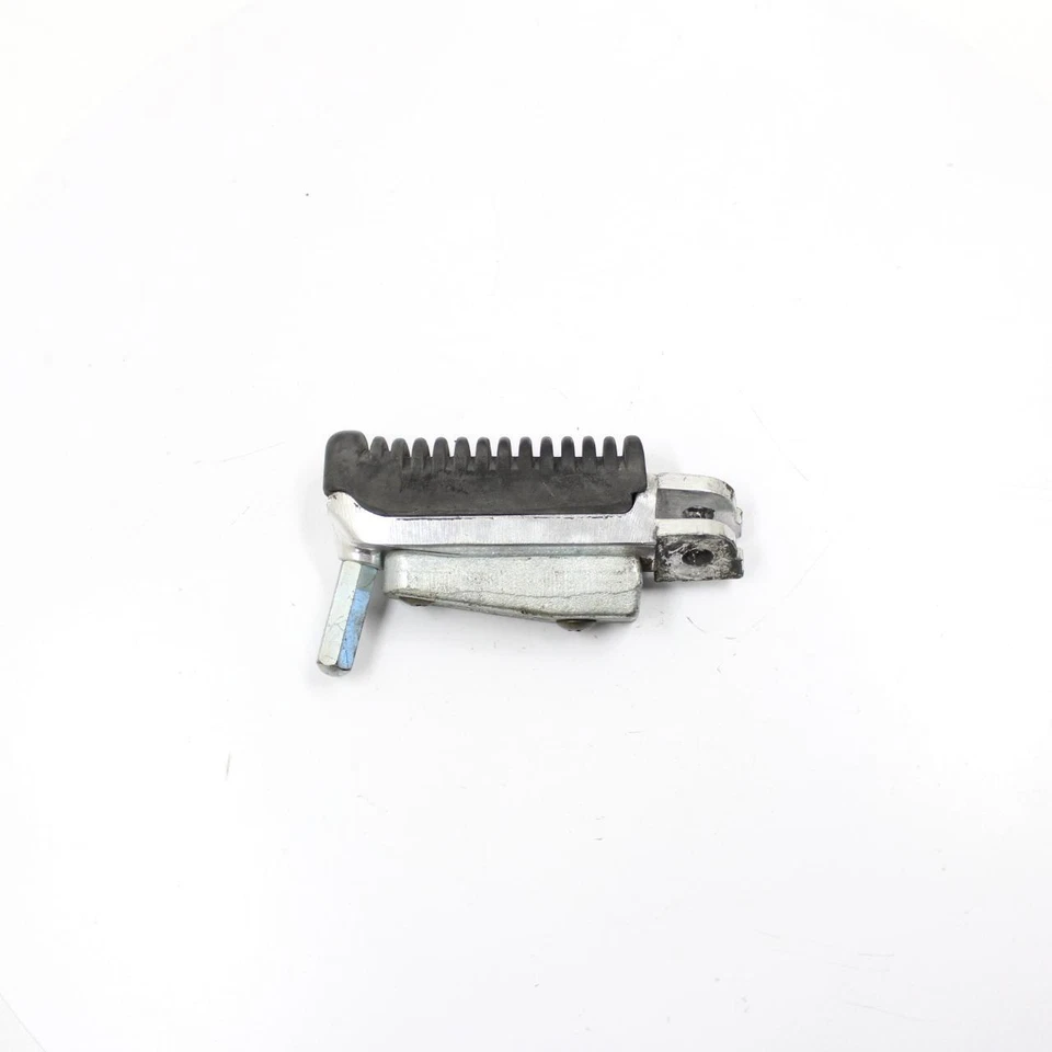 Suzuki Hayabusa 2005 fabricante original reposapiés delantero derecho clavija paso Foto 2 de 4