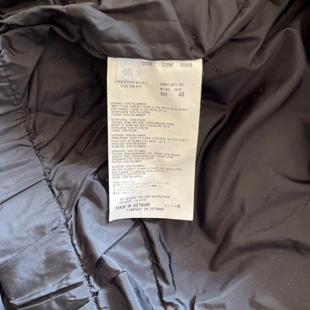 Piumino mezza manica Miu Miu taglia 40 (M) cappuccio con doppia chiusura zip