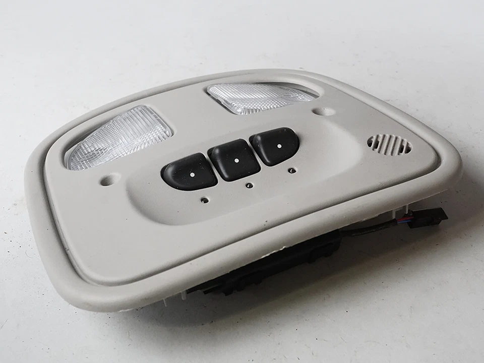 Lámpara domo Saturn Aura 2007-2009 luz consola de lectura techo unidad superior OEM Foto 4 de 4