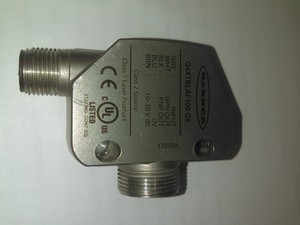 Banner Engineering Rugged Laser Distance Sensor Q4xtblaf100 Q8 Ebay
