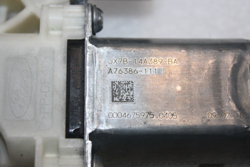 GENUINE FORD FOCUS FRONT RIGHT SIDE ELECTRIC WINDOW MOTOR JX7B-14A389-BA - Picture 3 of 3