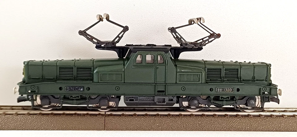 JOUEF 842 E HO Locomotive Electrique BB 13001 "Fer à Repasser" SNCF A Engrenages - Photo 3/4