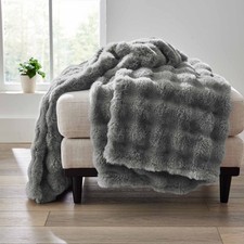Luxury Oversize Faux Fur Throw Blanket Ultra Soft Grey Bubble Flannel 50 x 72