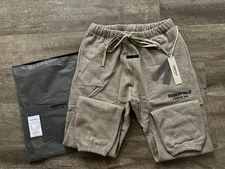NEW Essentials Fear of God Sweatpants Heather Grey Size Small - 100% Authentic✅