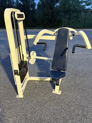 Cybex Shoulder Press Machine Old School. Good Condition. Freight Shipping