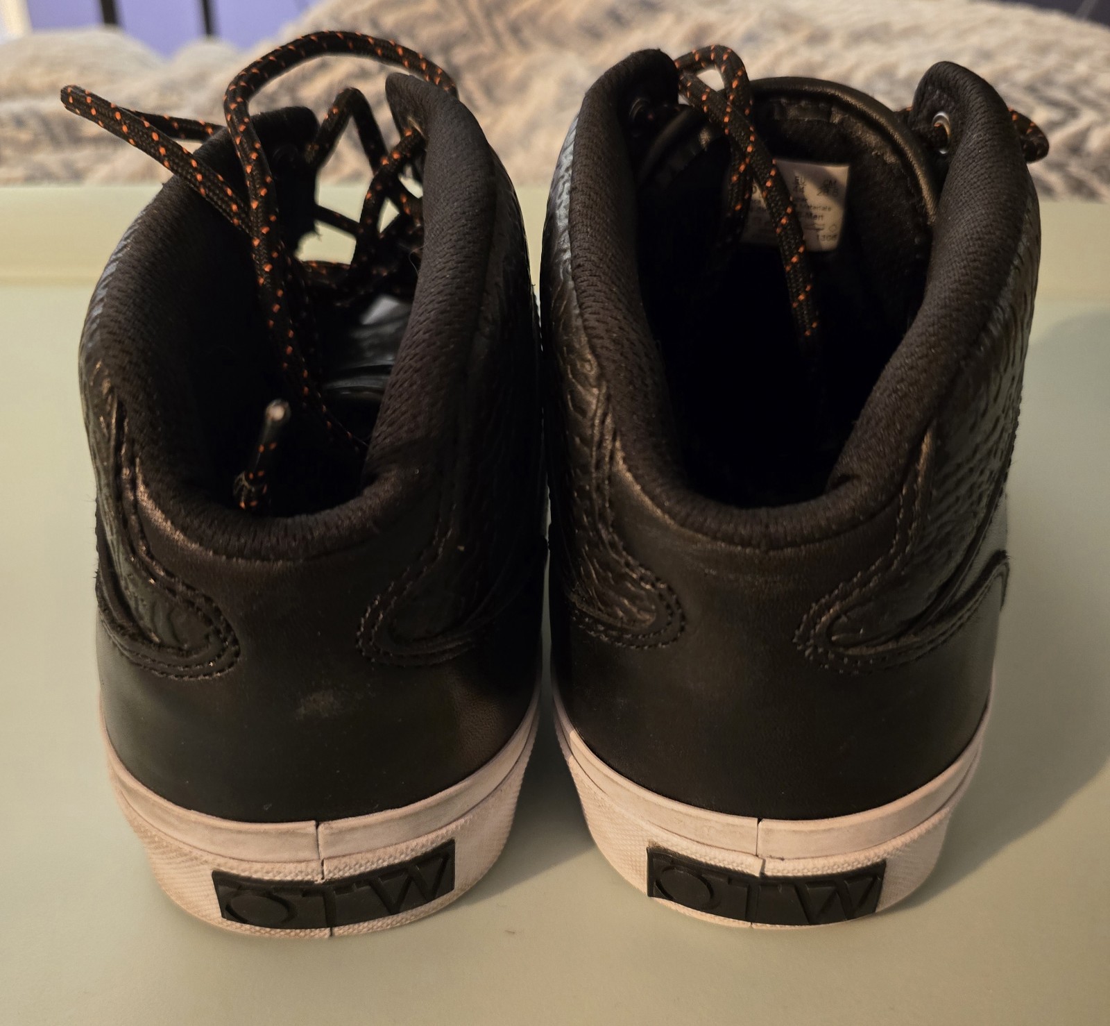 SAOLA VANS OTW Sk8 Mid