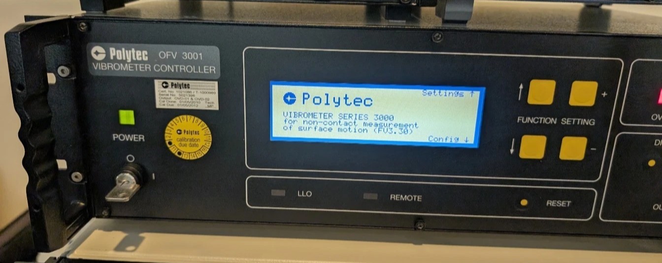 Set(Of 2) Polytec OFV 3001 Vibrometer Controller + MSV-Z-040 Scanner Controller