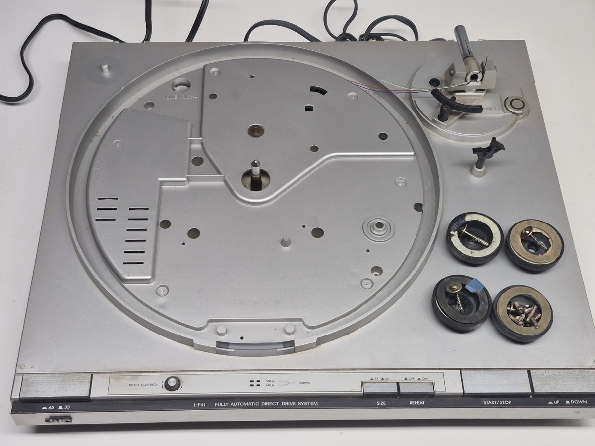JVC L-F41 Turntable Direct Drive Fully Automatic For Parts or