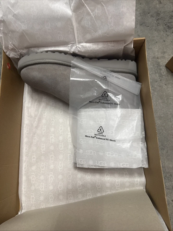 ugg mini bailey bow ii Diagonal Stripes Size 9 Gray  - Image 2 of 4