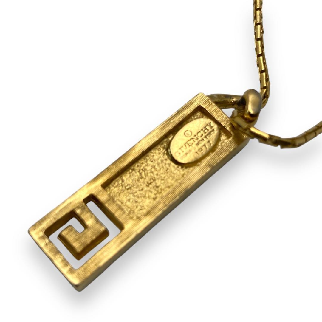 Givenchy Necklace Gold Wine Red Rectangular Penda… - image 3