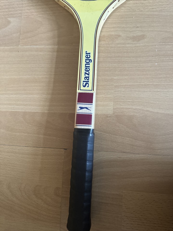 Raquette De Tennis Slazenger En Bois Signée Guillermo Vilas - Vintage - Années 70