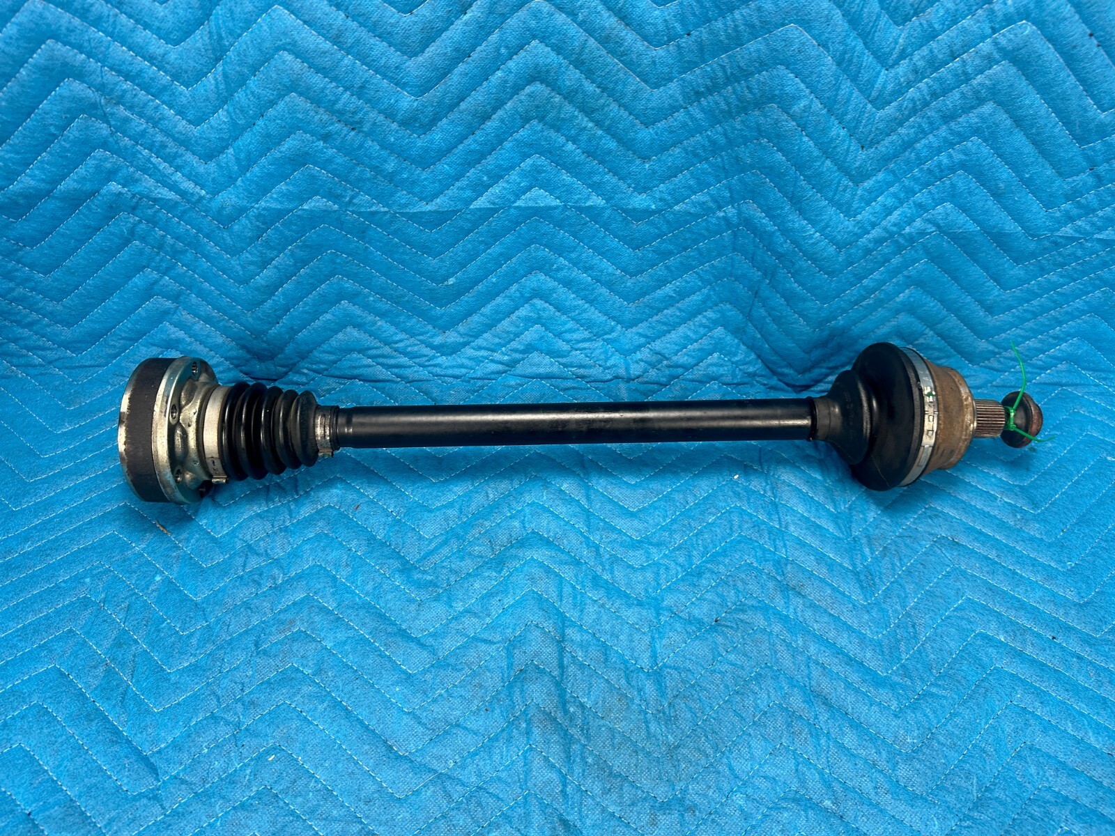 Bentley Continental Flying Spur Rear Drive Axle Shaft RH or LH 29k 2006-2012 OEM