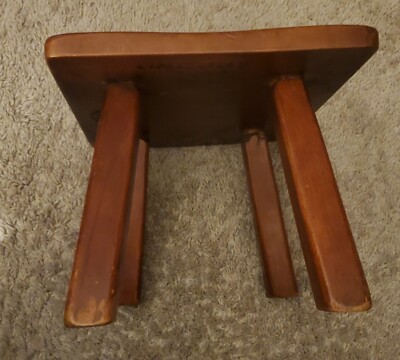 Vintage Cushman Colonial Creation Maple Cricket Foot Stool w