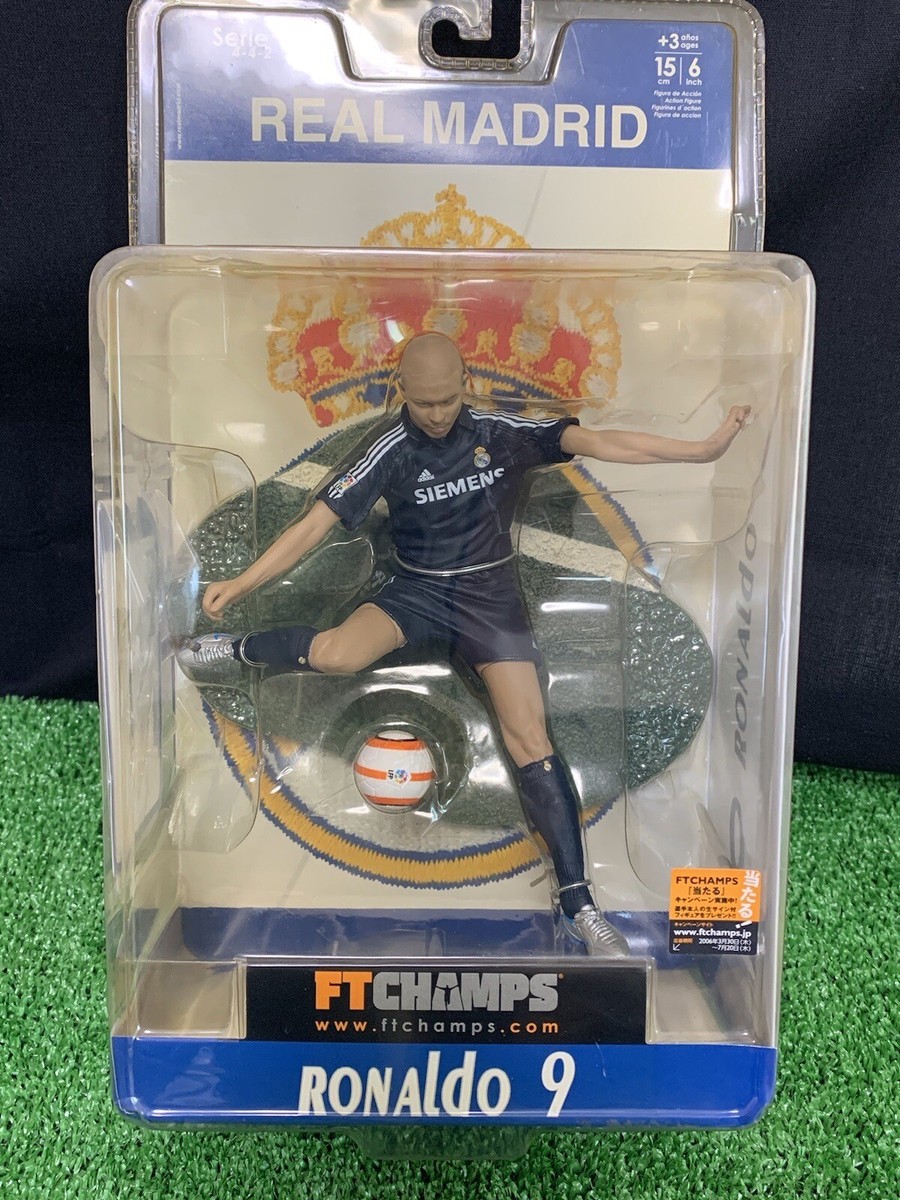 RARE FT Champs Ronaldo 9 Real Madrid Football Figure 2006 RARE FT Champs Ronaldo 9 Real Madrid Football Figure 2006