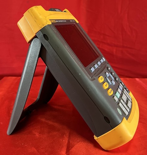 Fluke 199C Scopemeter with Full Accessories, 200MHz, 2CH, 2.5GSa/s, 18270702 - Picture 11 of 11