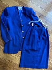 Vtg Oleg Cassini Ladies Blue Blazer Pocketed Skirt Suit 10 Unique Split Design