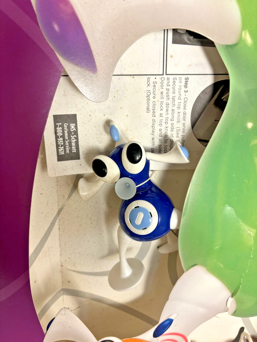2006 Iz from Zizzle Collectible Happy Meal Toy Display | eBay