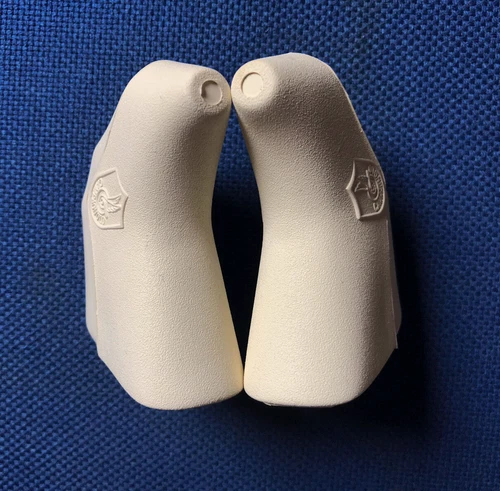 COPRILEVE HOODS CAMPAGNOLO C-RECORD DELTA AMMORTIZZATORI NUOVI BIANCHI - Foto 4 di 4