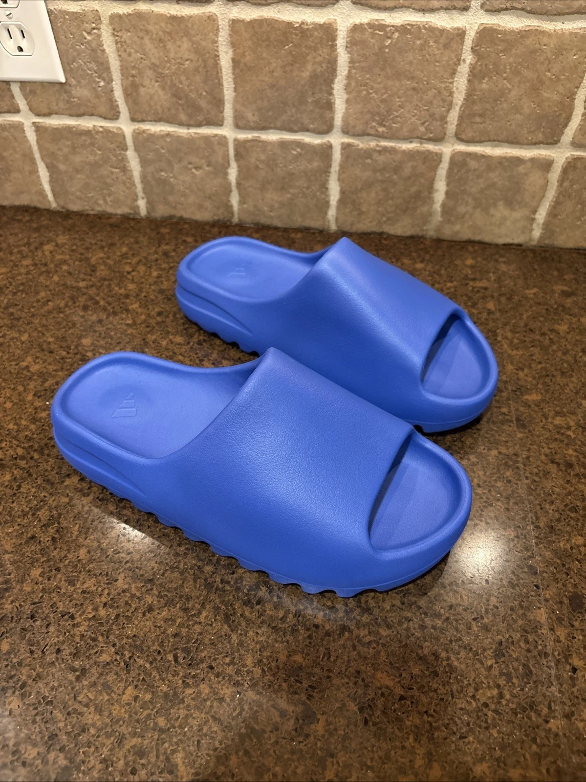 ADIDAS Yeezy Slides Azure Uomo Taglia 8