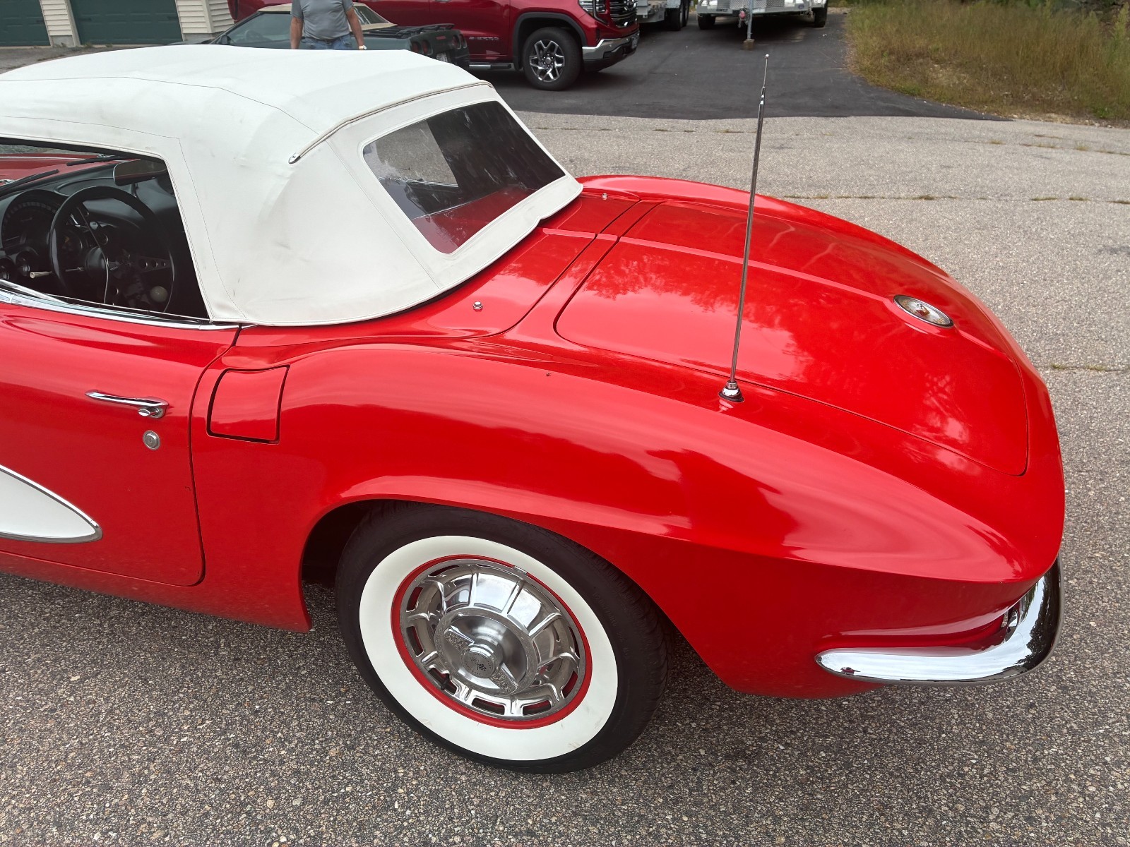 1961 Red Chevrolet Corvette   | C1 Corvette Photo 10
