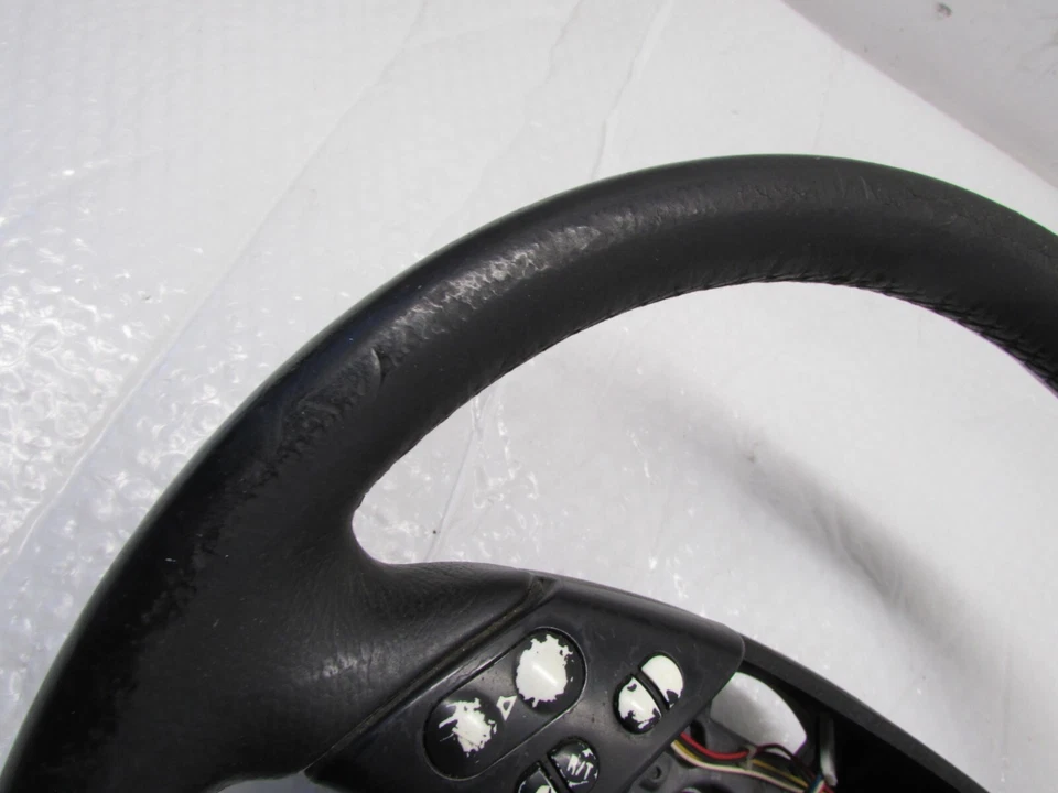 BMW 325I 323I 328I 1999-2000 volante cuero negro con interruptor de control OEM Foto 3 de 4