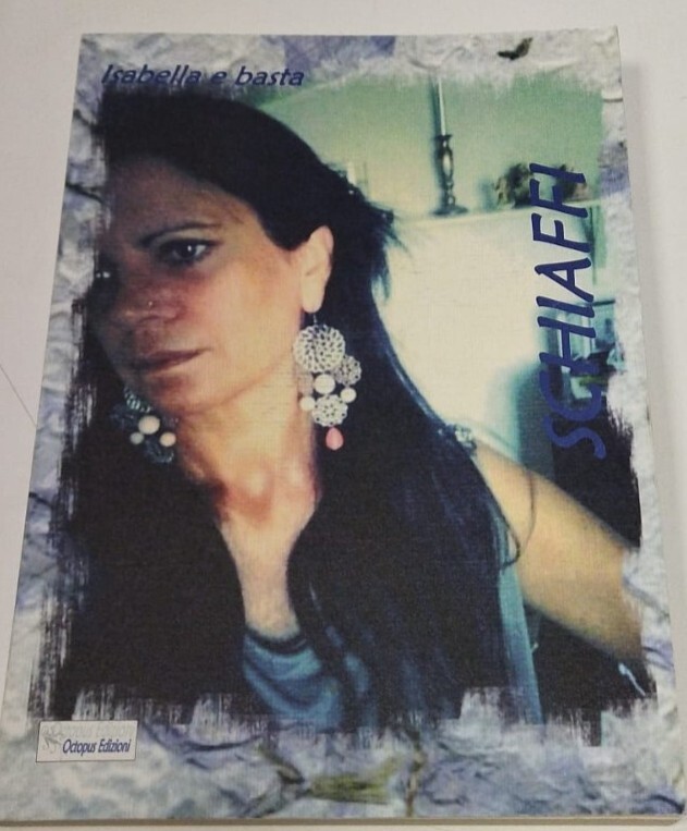 Foto 1 di 2
