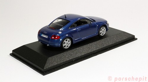 AUDI TT Coupé Denimblaumetallizzato 1:43 - Foto 4 di 4