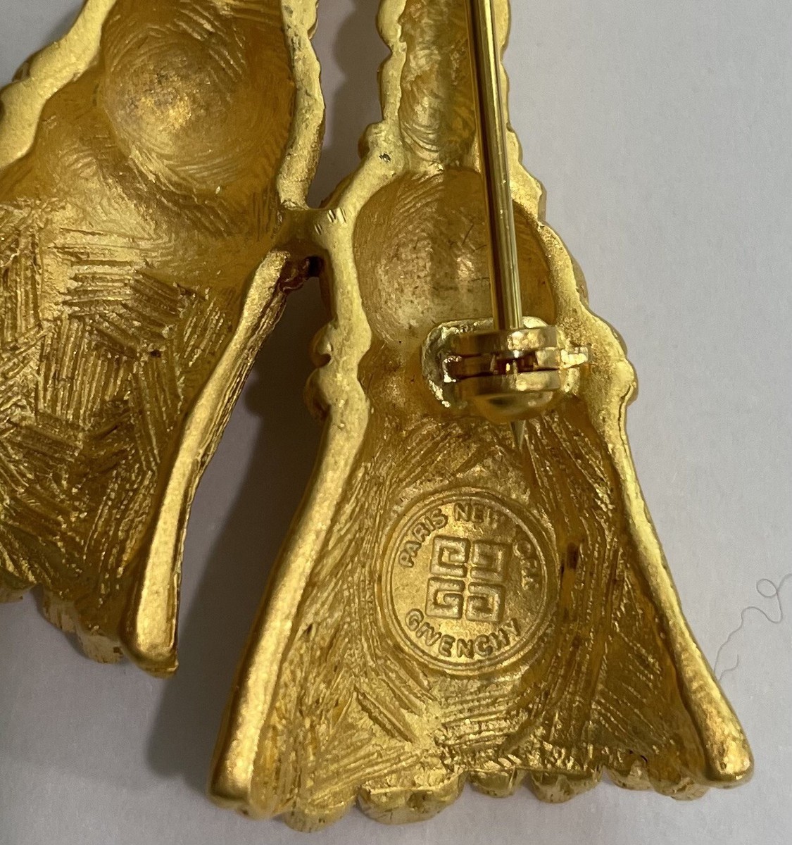 Givenchy Paris New York Large Rope Tassel Gold Tone Brooch Pin