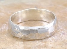 925 STERLING SILVER 7MM HAMMERED BAND RING size 8 style r3300